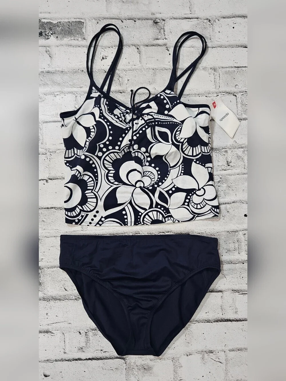 Speedo Womens Tankini Swimsuit Size 18 Navy White Floral Two Piece NWT